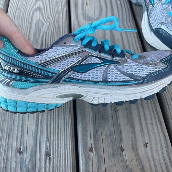 Women’s Brooks Adrenaline GTS 13 Running Shoes Size 6.5 Wide - Picture 3 of 12